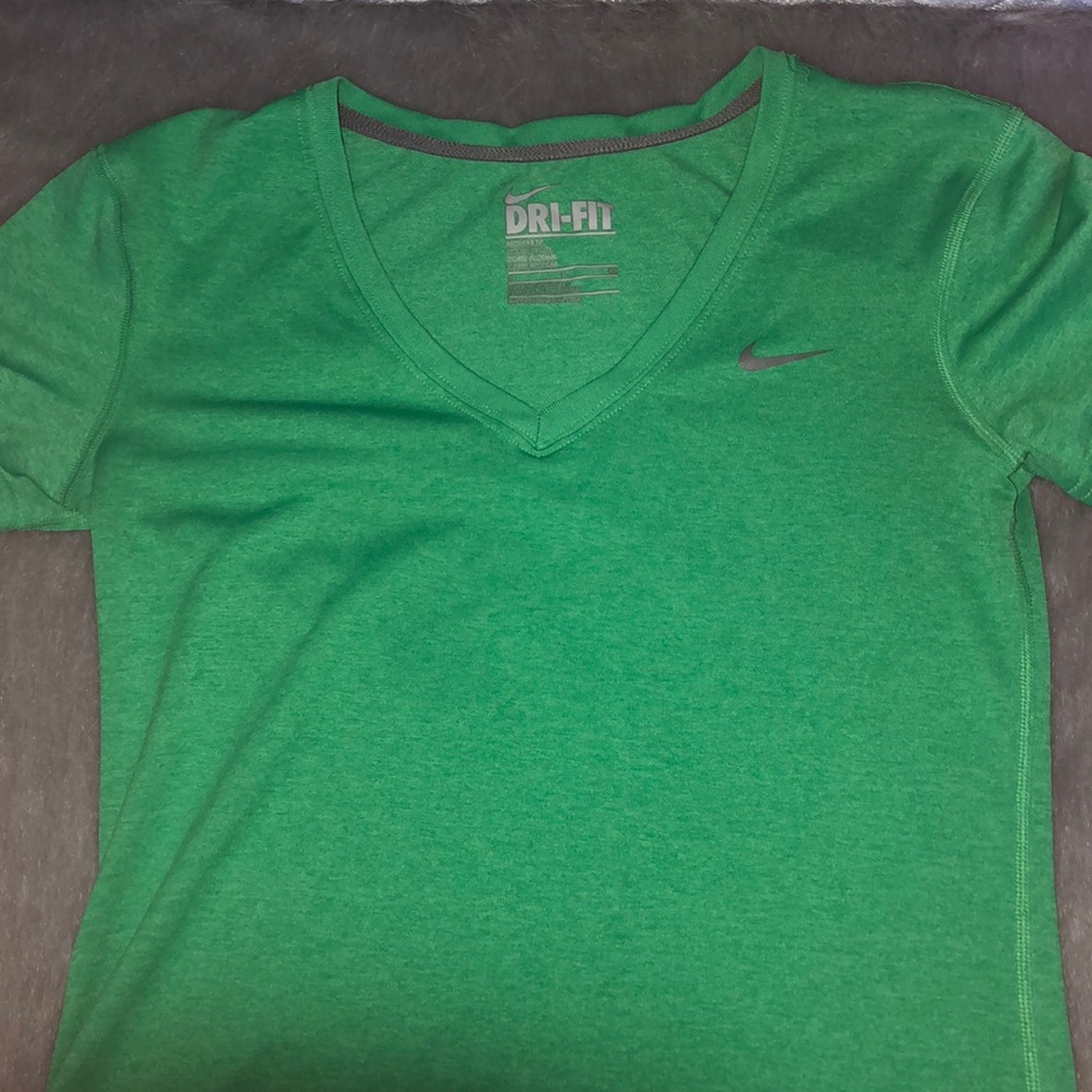 Green Nike women’s dri-fit tee